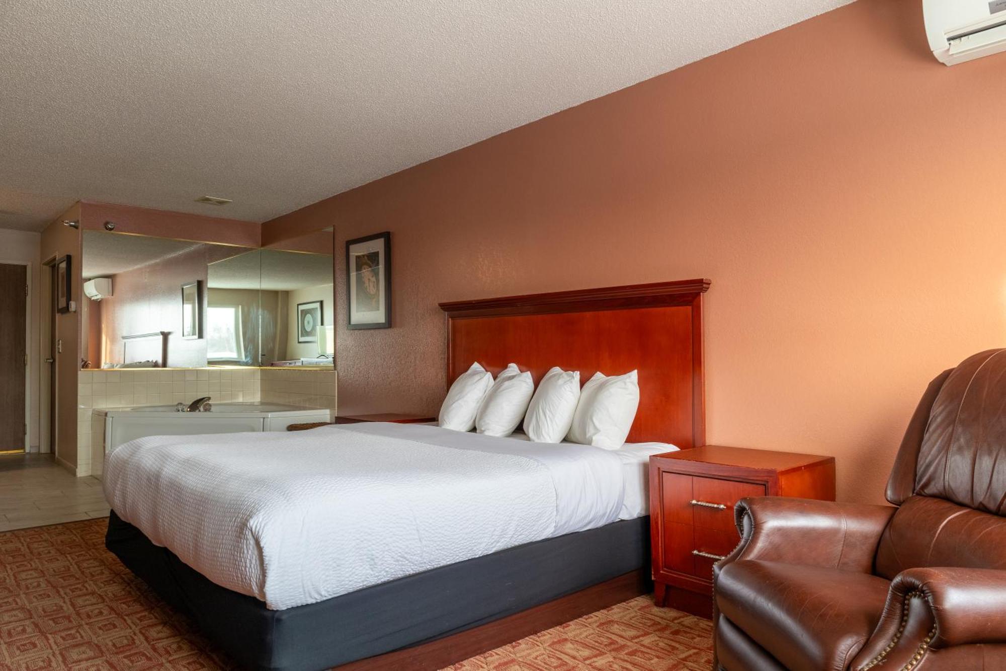 Norland Inn & Suites Roseau Bilik gambar