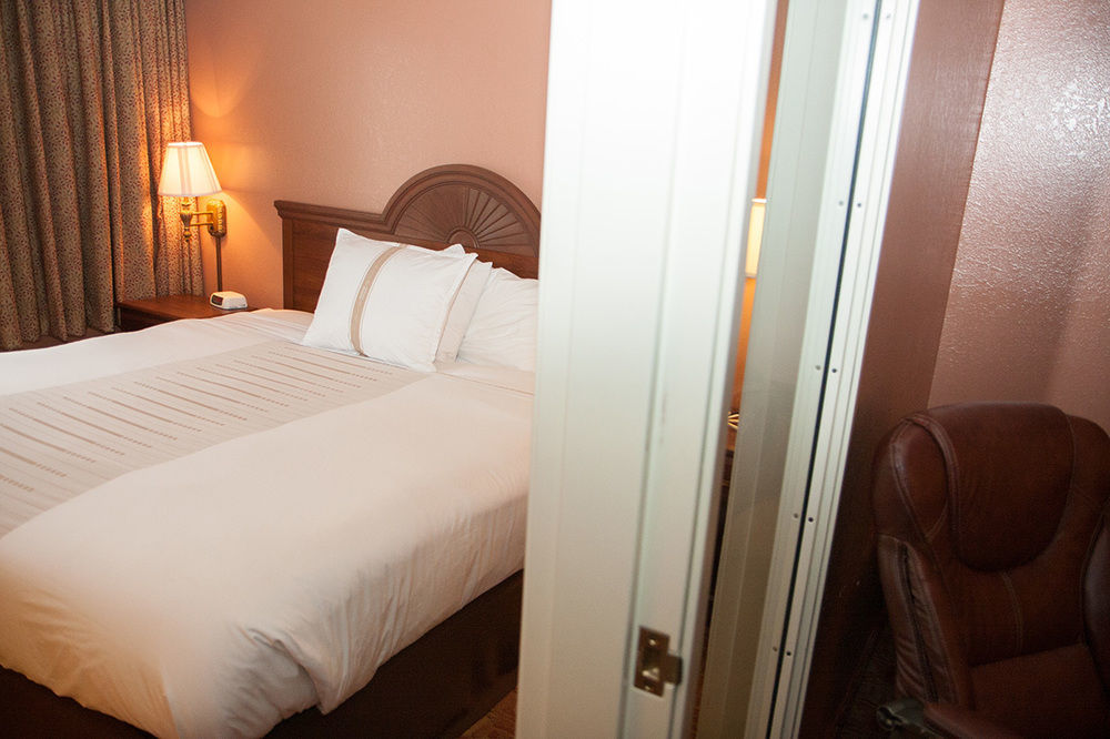 Norland Inn & Suites Roseau Luaran gambar